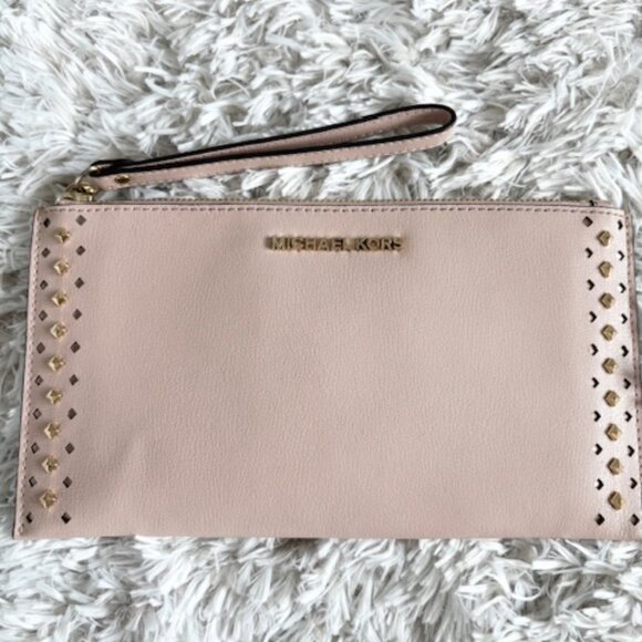 Michael Kors Studded Blush Pink Clutch NWOT - Picture 2 of 6